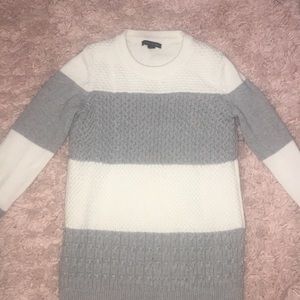 XS tommy hillfigure sweater